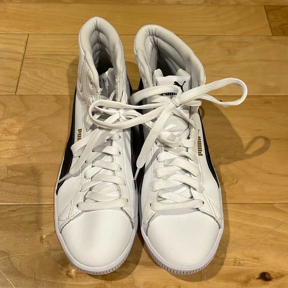 Puma High Tops Youth size 5